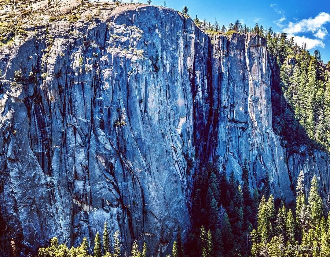 Glacier of Yosemite !!